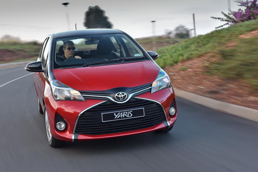  Toyota Yaris Bi-Tone 2016 года  (ZA) (фото 4 из 14)